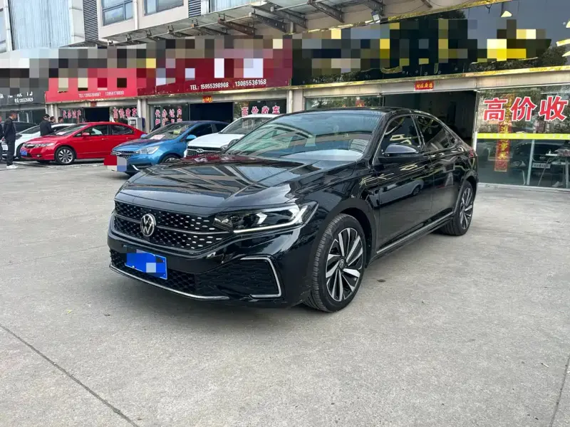 Volkswagen Passat, 2022