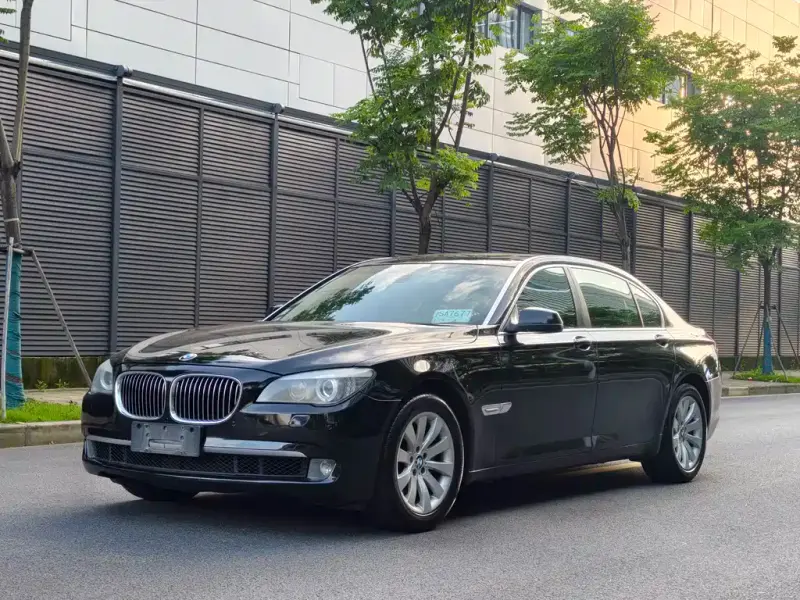 BMW 7 Series, 2011