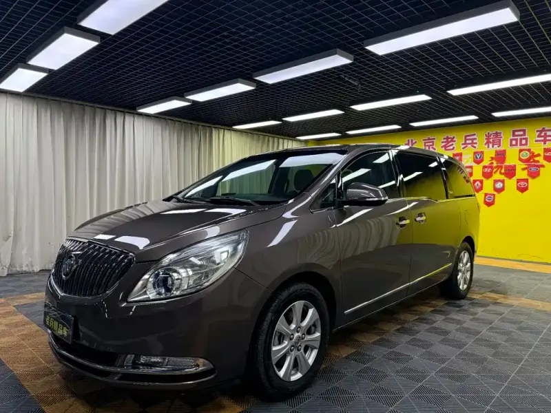Buick GL8, 2015