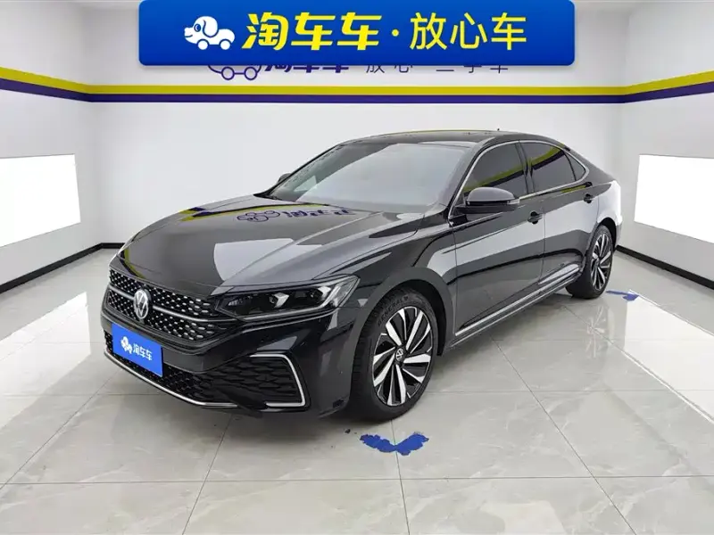 Volkswagen Passat, 2022