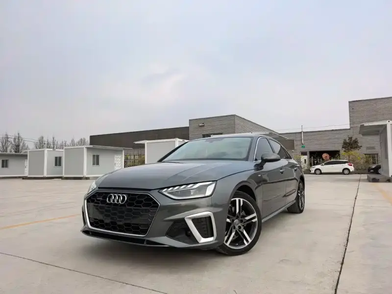 Audi A4L, 2022
