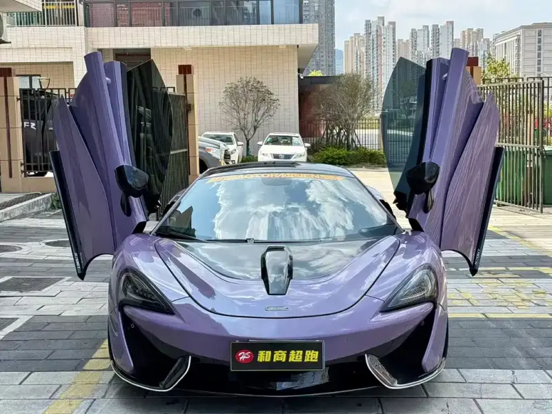 McLaren 570, 2018
