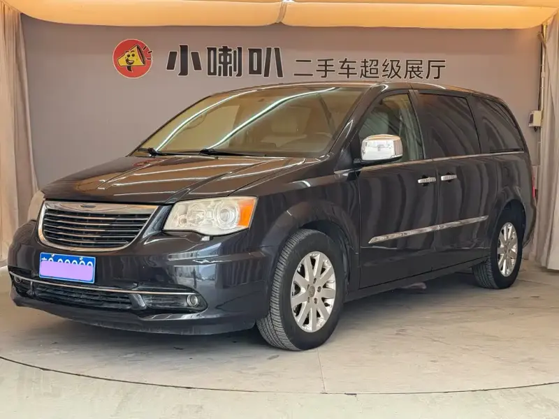 Chrysler Grand Voyager (Import), 2014
