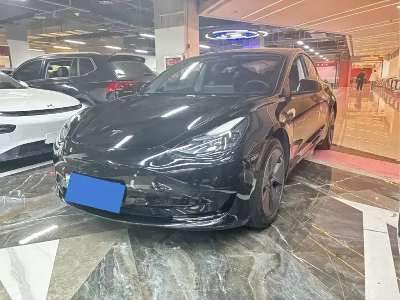 Tesla Model 3, 2022
