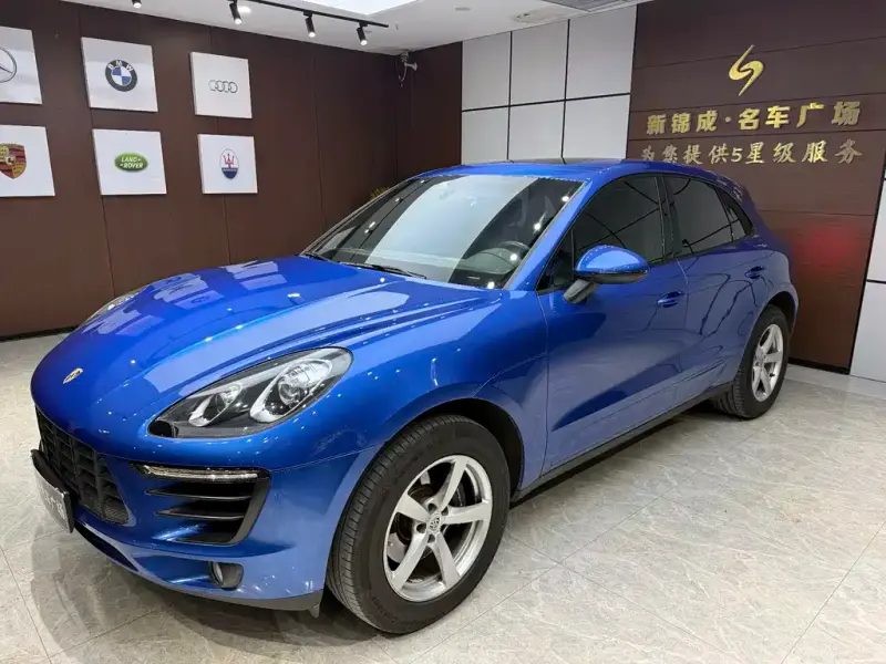Porsche Macan, 2016