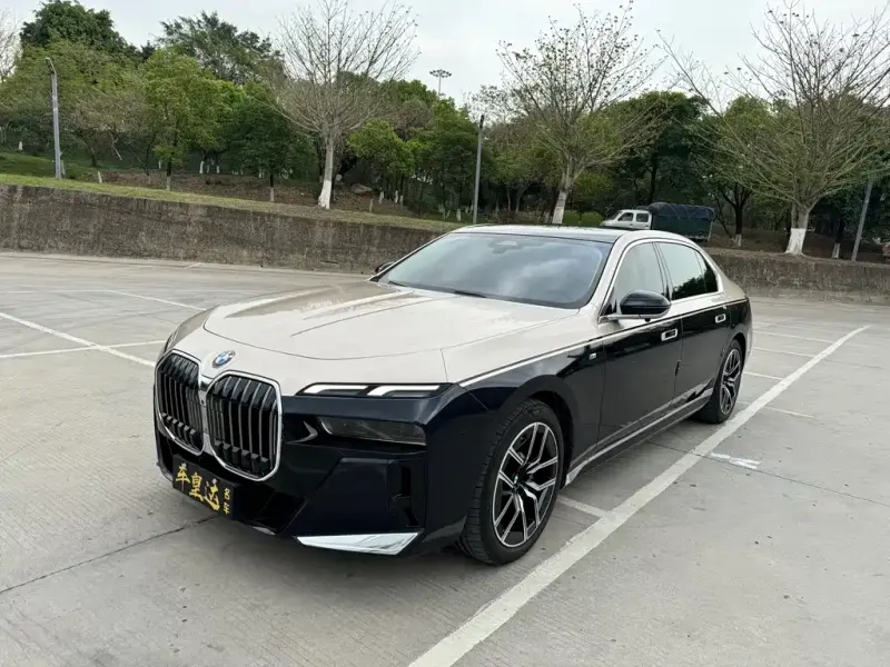 BMW 7 Series, 2023