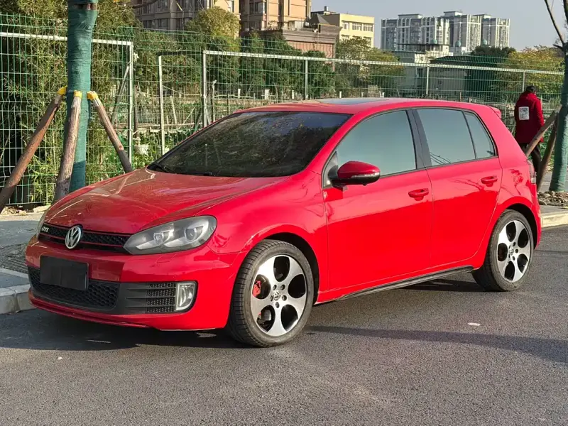 Volkswagen Golf GTI, 2012