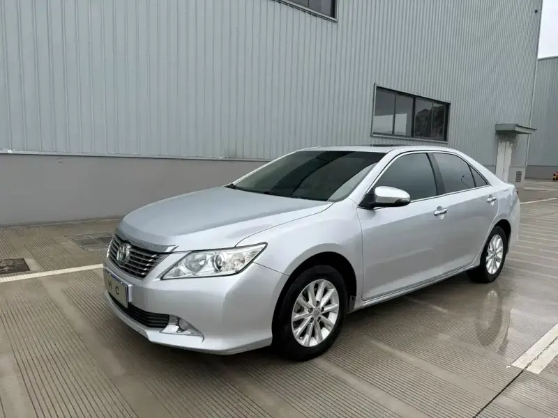 Toyota Camry, 2014