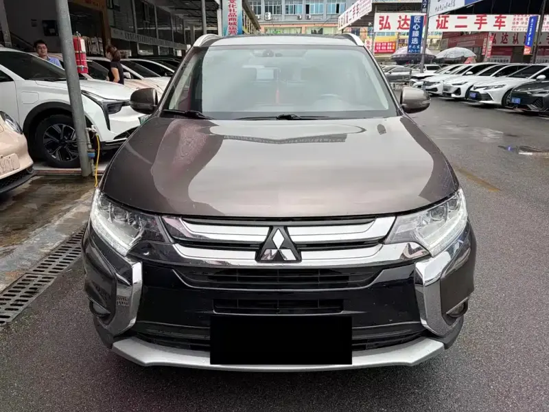 Mitsubishi Outlander, 2018