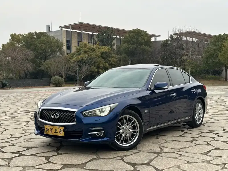 Infiniti Q50L, 2018