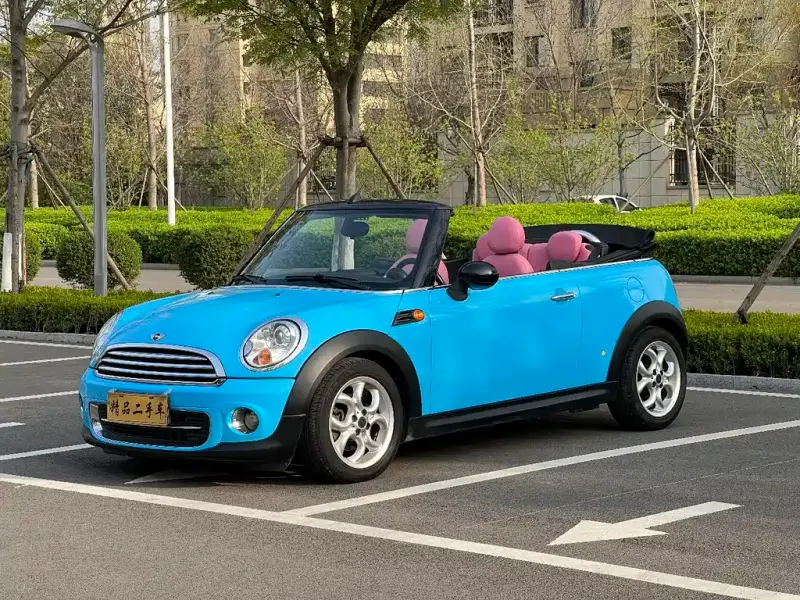 MINI Mini, 2012