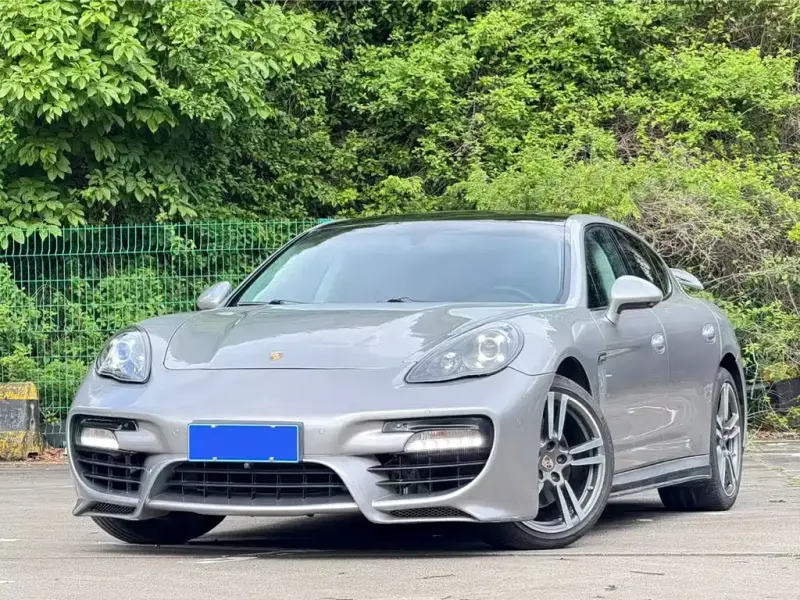 Porsche Panamera, 2012
