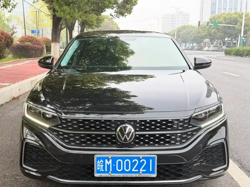 Volkswagen Passat, 2022
