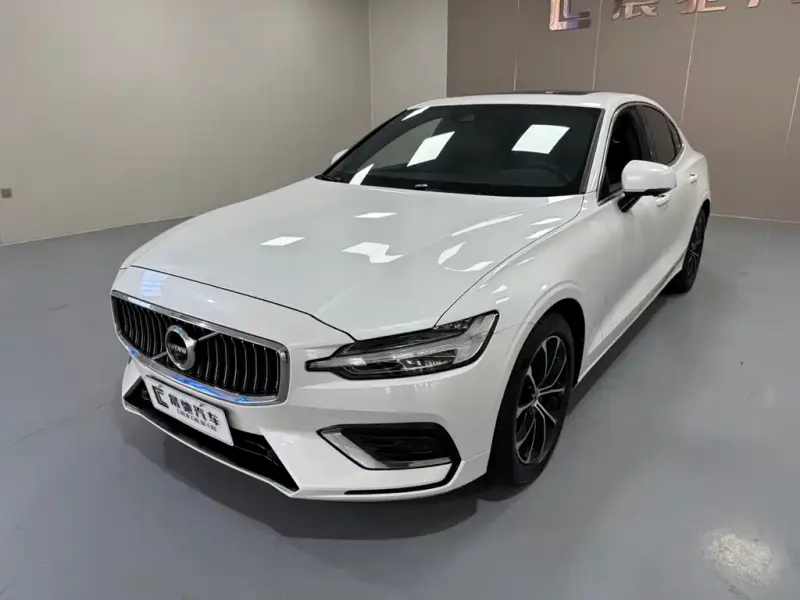 Volvo S60, 2021
