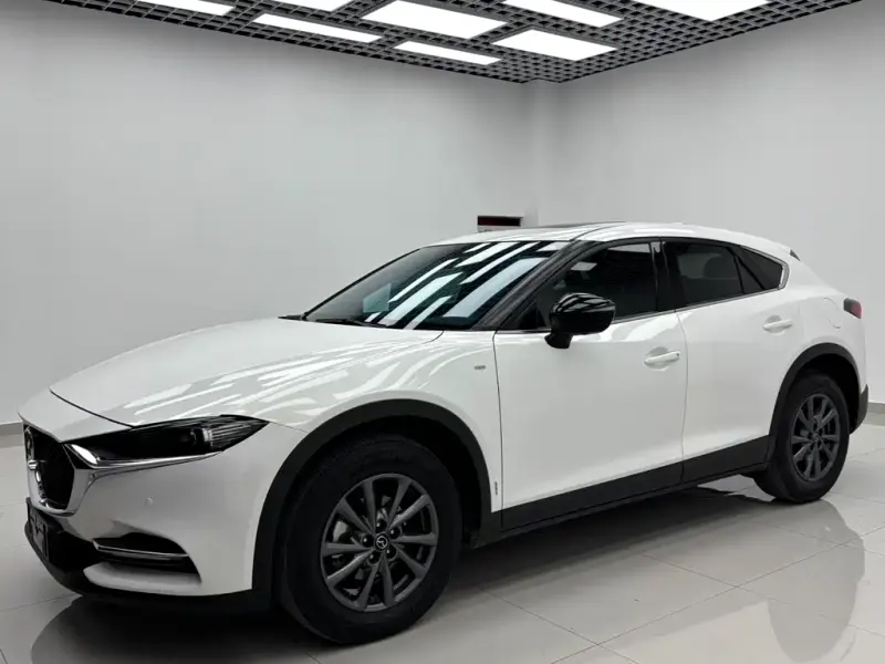 Mazda CX-4, 2023