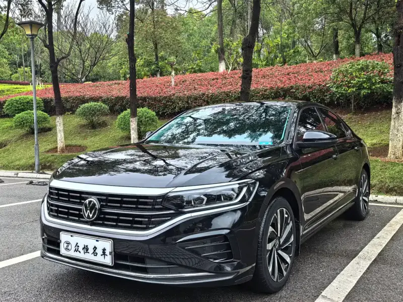 Volkswagen Passat, 2023
