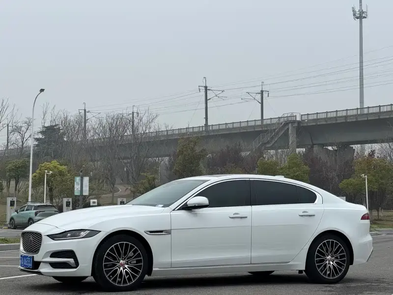 Jaguar XEL, 2022