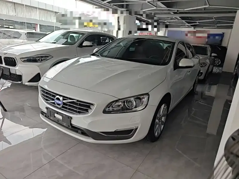 Volvo S60, 2016