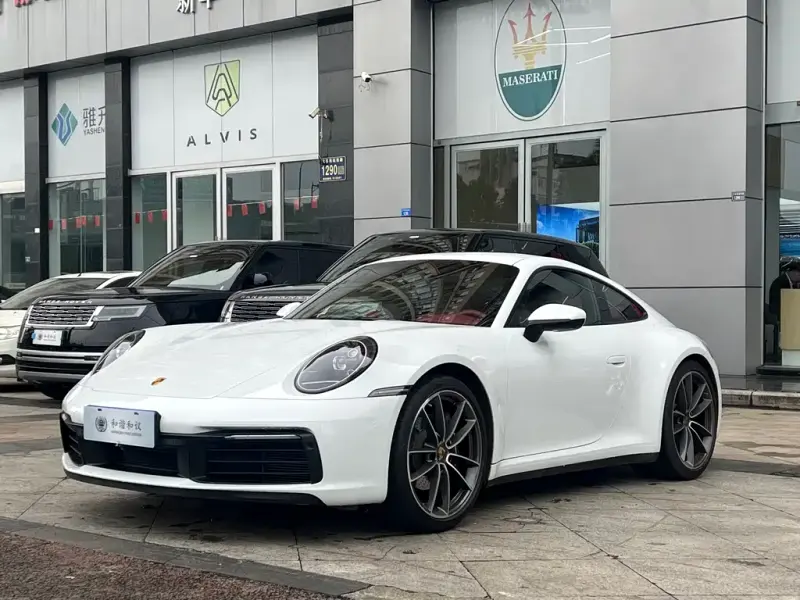 Porsche 911, 2024