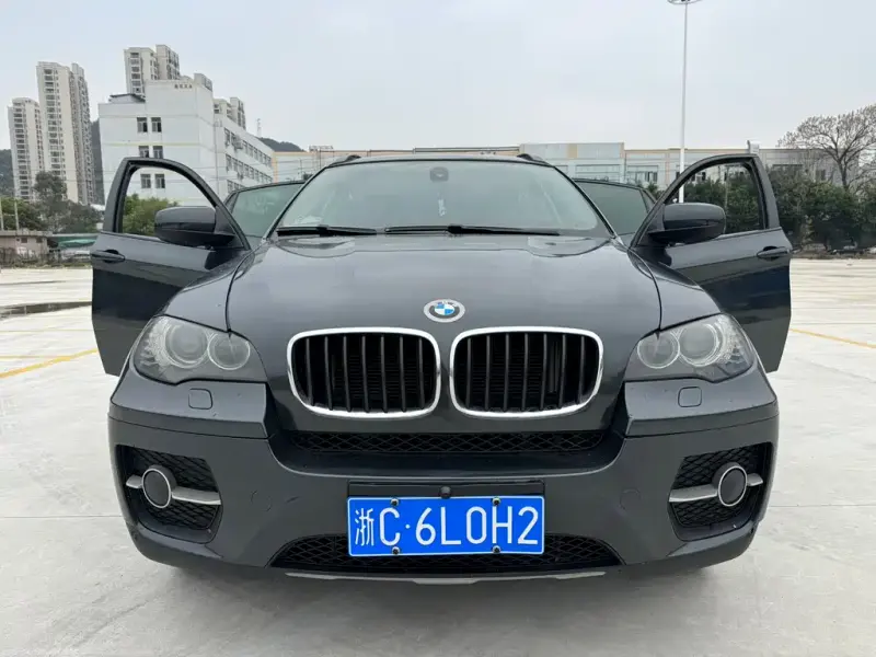 BMW X6, 2012
