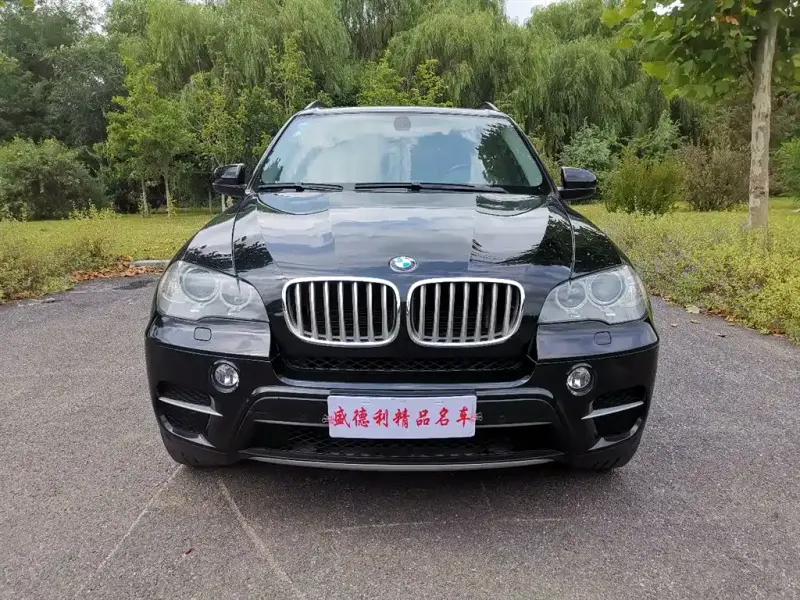 BMW X5 (Import), 2012