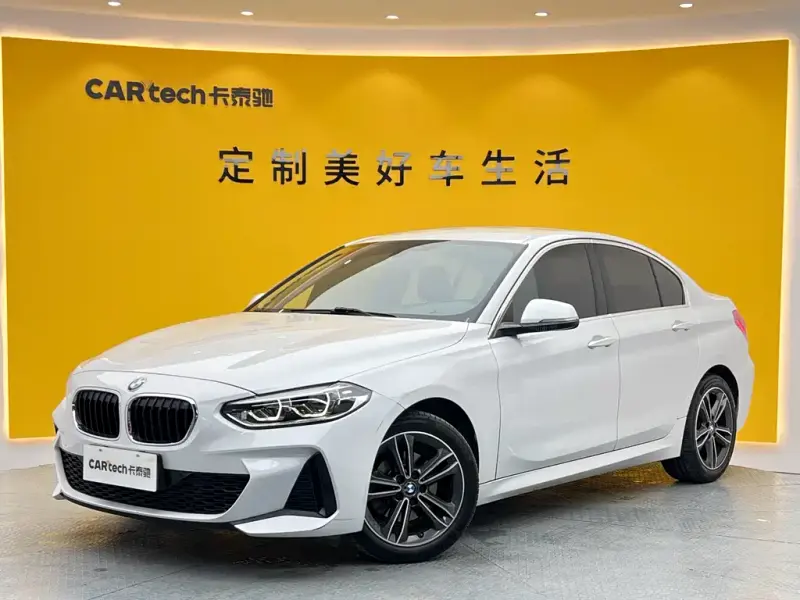 BMW 1 Series, 2021