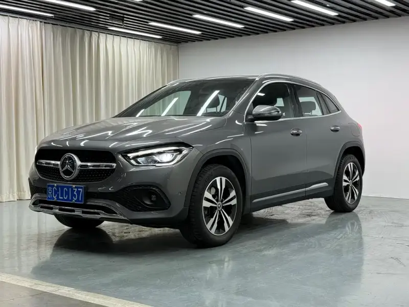 Mercedes-Benz GLA, 2021