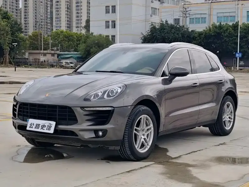 Porsche Macan, 2016