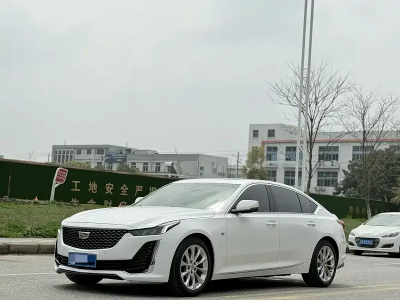 Cadillac CT5, 2022