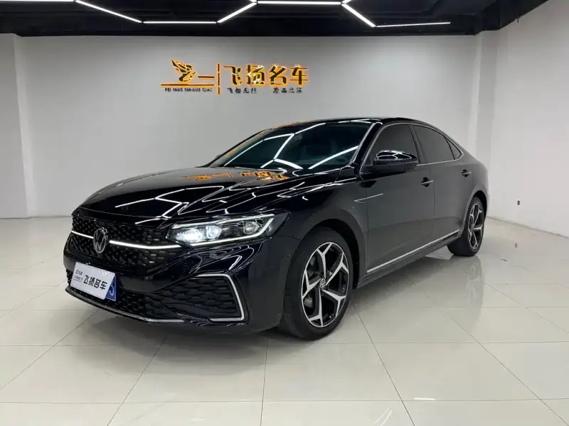 Volkswagen Passat, 2023