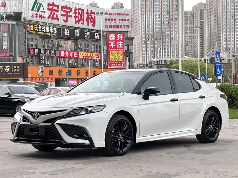 Toyota Camry, 2023