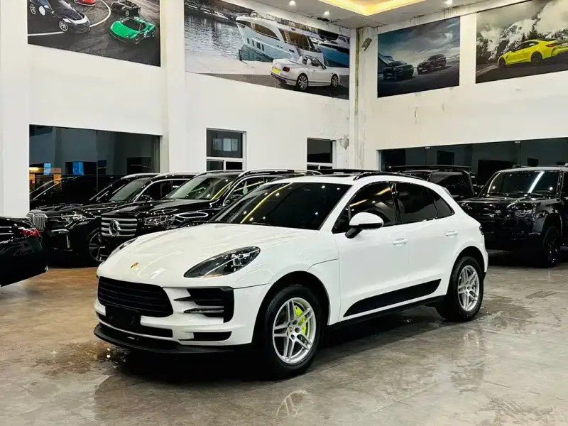 Porsche Macan, 2021