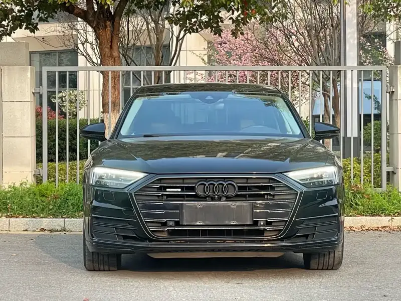 Audi A8, 2021