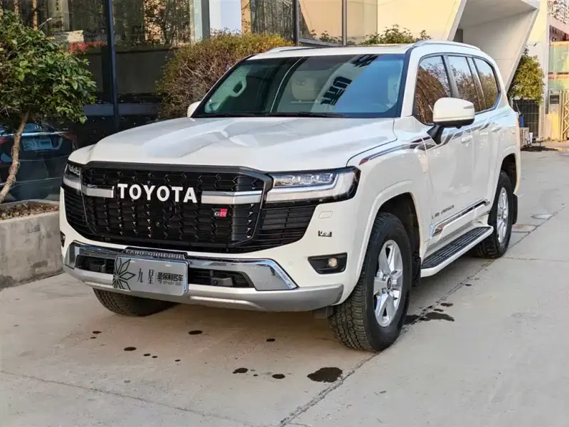 Toyota Land Cruiser, 2025