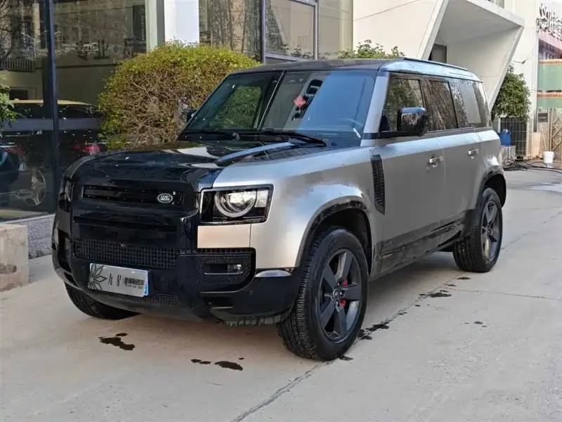 Land Rover Defender, 2024