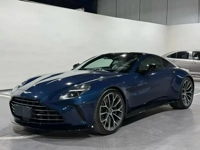 Aston Martin V8 Vantage, 2024