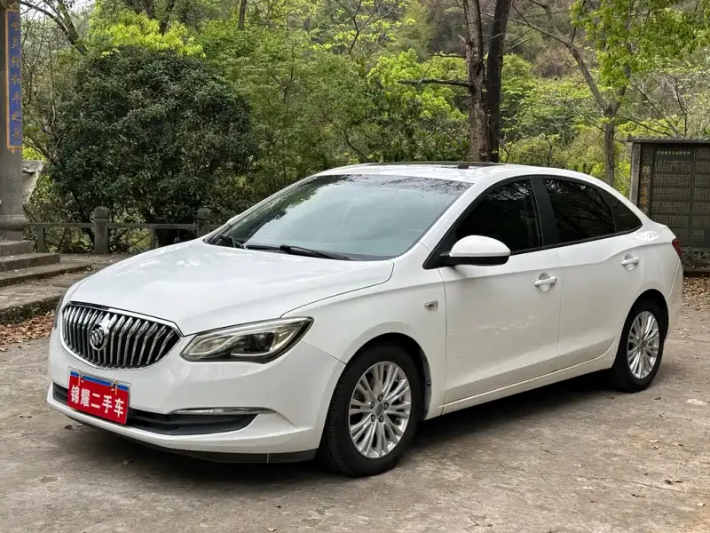Buick Excelle, 2015