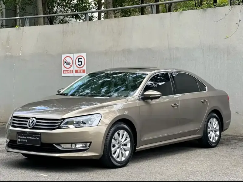 Volkswagen Magotan, 2015