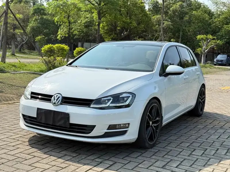 Volkswagen Golf, 2014