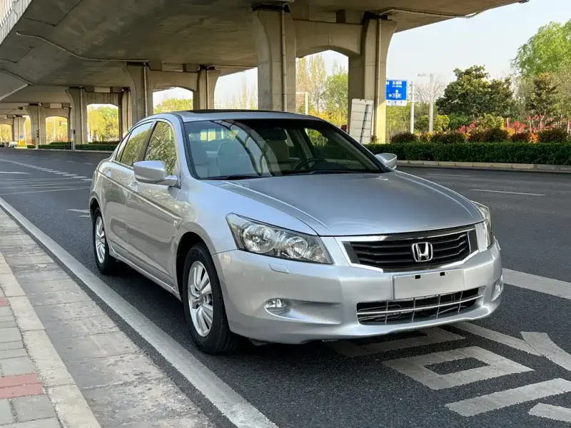 Honda Accord, 2010