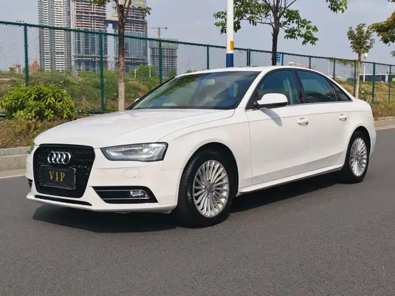 Audi A4L, 2015