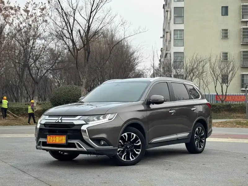 Mitsubishi Outlander, 2019