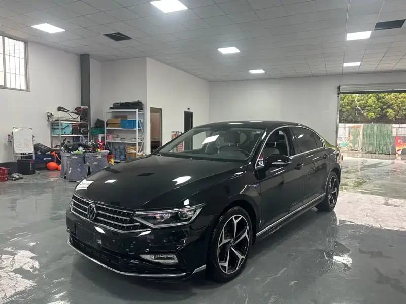 Volkswagen Magotan, 2023