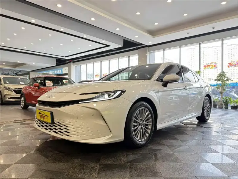 Toyota Camry, 2025