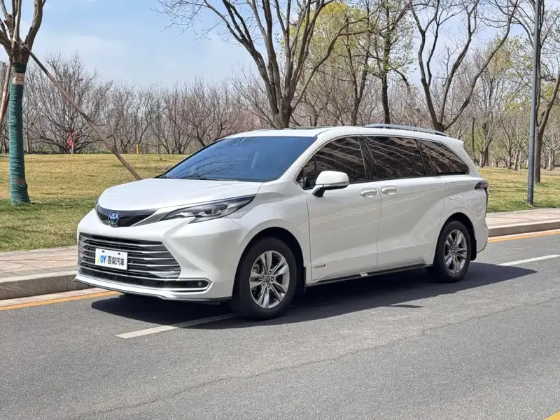 Toyota Sienna, 2022