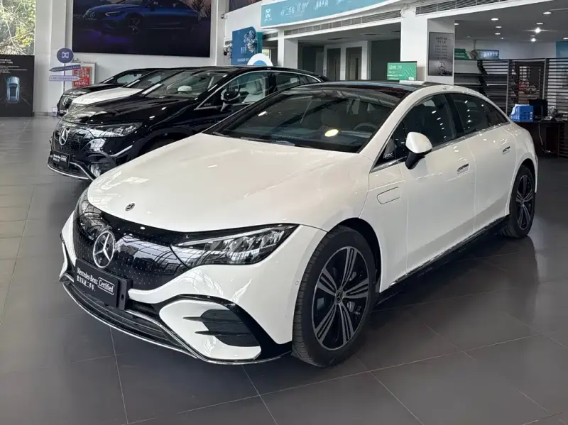 Mercedes-Benz EQE, 2025