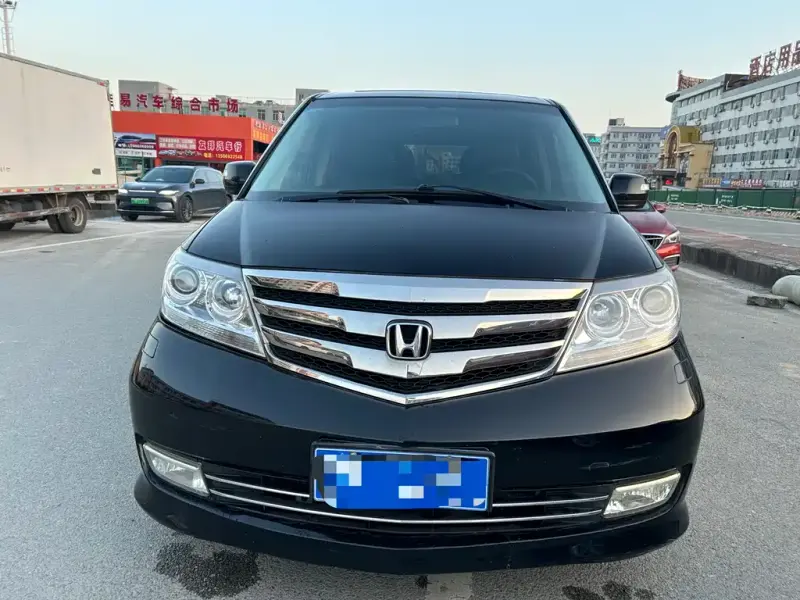 Honda Elysion, 2015