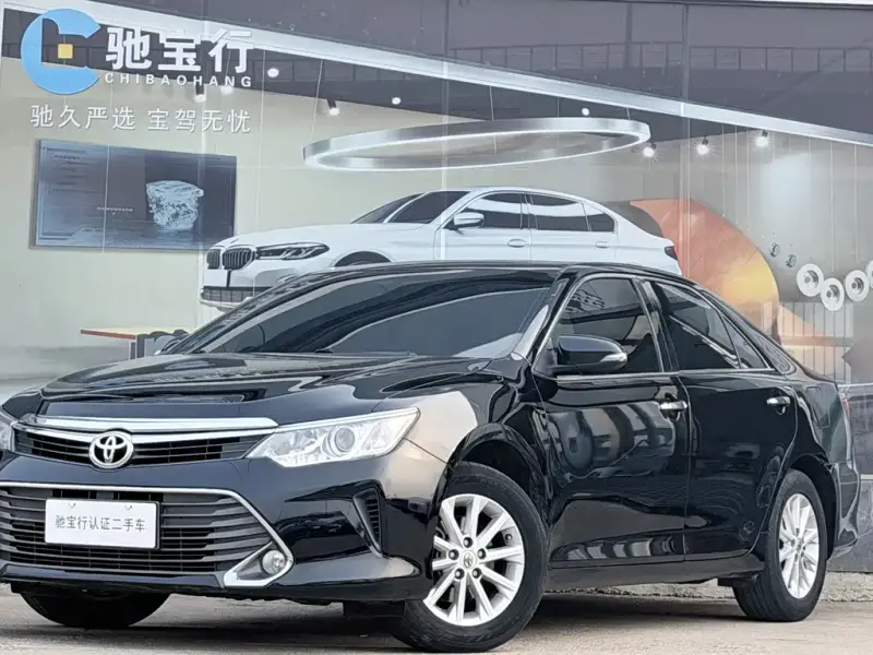 Toyota Camry, 2016
