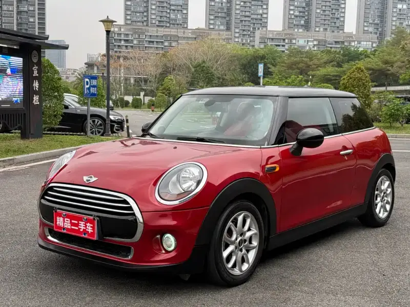 MINI Mini, 2014