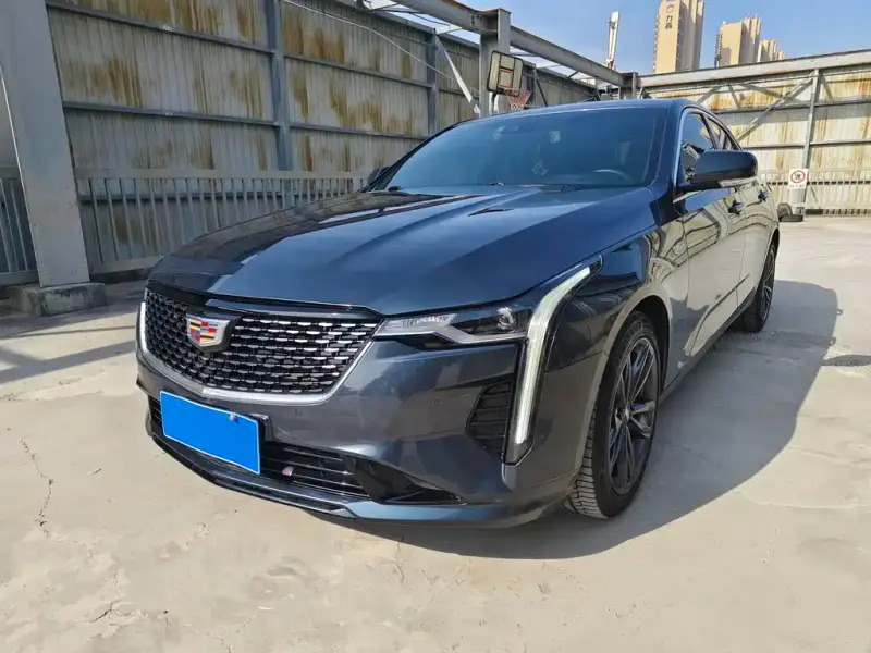 Cadillac CT4, 2022